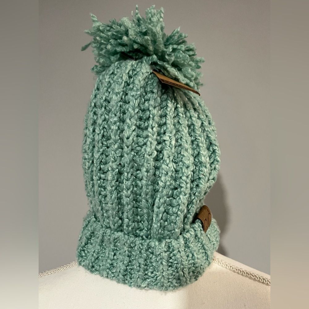 Sea foam green CC pom hat NWT - Picture 3 of 6